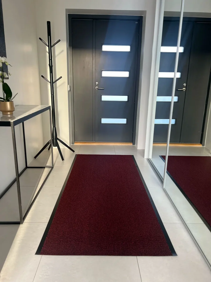 Faro 2 Black/Red leveys 120cm
