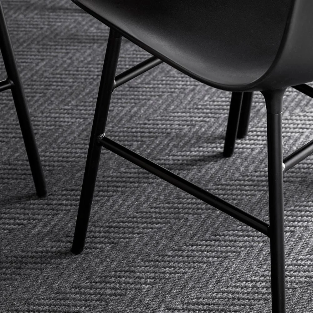 VM Carpet Elsa matto, omalla mitalla - 79 musta